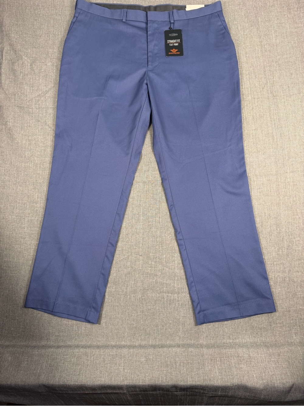 Dockers straight fit flat front New with Tags size 40x30